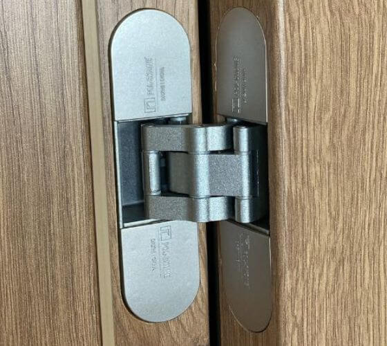 Pant bezfalcových dveří